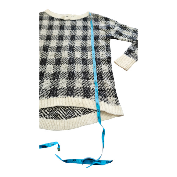 Express XS Long Sleeve Knit Plaid Sweater - Picture 7 of 8